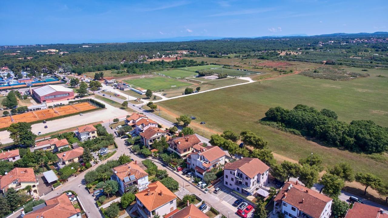 Apartman Christine Umag Exterior foto